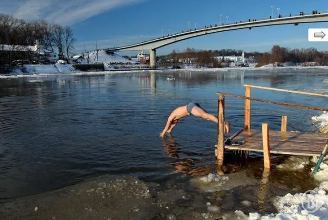 Як чернігівці в водах Десни сил набиралися — фото 2