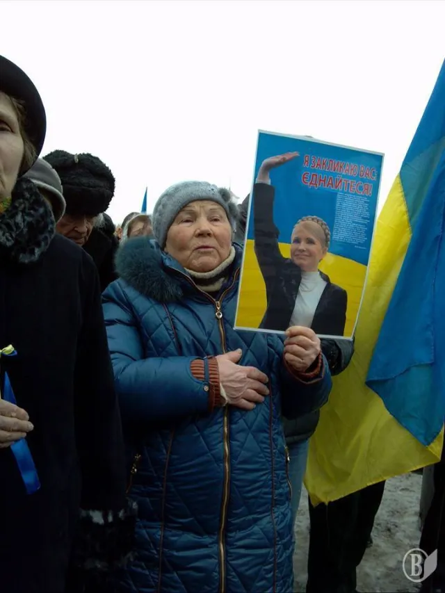 Близько 500 чоловік мітингували проти дій влади в Чернігові (Фоторепортаж) + (Відео) — фото 8