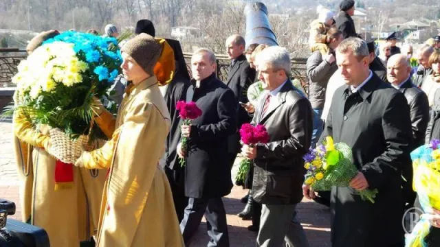 У Чернігові вшанували Кобзаря (Фоторепортаж) + (Відео) — фото 8