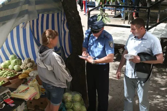 Міліція взялась за незаконну торгівлю (Фото) — фото 2