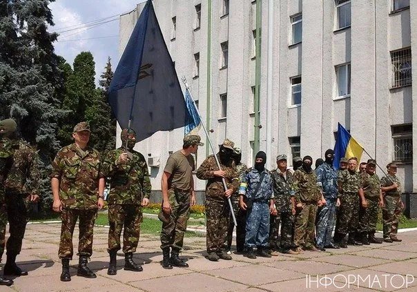 У Ніжині урочисто відправляли на війну ніжинський батальйон територіальної оборони (Фото) — фото 3